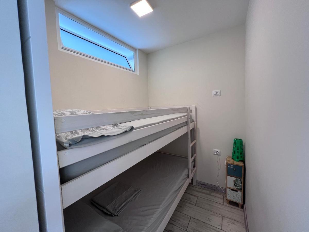 אדחה New Deluxe Stunned Seaview 2 Bed Apt מראה חיצוני תמונה